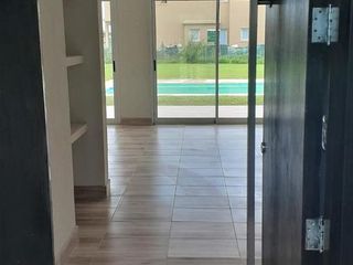 Foto 16 de VENTA CON RENTA, CASA en El Canton - Escobar IMPECABLE