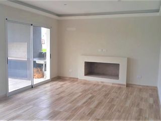 Foto 19 de VENTA CON RENTA, CASA en El Canton - Escobar IMPECABLE