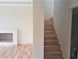 Foto 18 de VENTA CON RENTA, CASA en El Canton - Escobar IMPECABLE