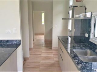 Foto 20 de VENTA CON RENTA, CASA en El Canton - Escobar IMPECABLE