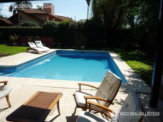 Foto 5 de Casa en venta en doble lote Campo Chico.