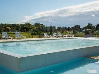 Foto 31 de San Matías - Área 1 | Venta | Casa moderna a la laguna, de 5 amb con pileta