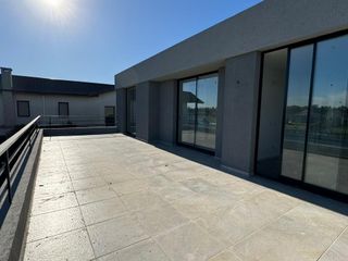 Foto 26 de San Matías - Área 1 | Venta | Casa moderna a la laguna, de 5 amb con pileta