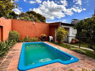 Foto 10 de Amplia casa de 5 dormitorios con galería y pileta, Av. Roca al 1000, Barrio Sur