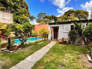 Foto 17 de Amplia casa de 5 dormitorios con galería y pileta, Av. Roca al 1000, Barrio Sur