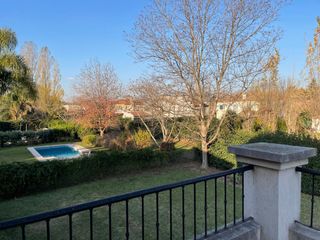 Foto 1 de Casa - Ayres de Pilar