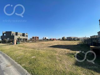 Foto 1 de Venta Lote en San Sebastián - Área 1