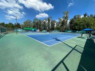 Foto 61 de Excelente Propiedad de 8 ambientes en Solares de Talar - Pacheco - Don Torcuato