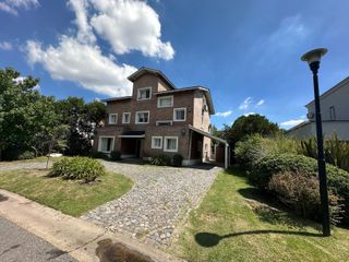 Foto 50 de Excelente Propiedad de 8 ambientes en Solares de Talar - Pacheco - Don Torcuato