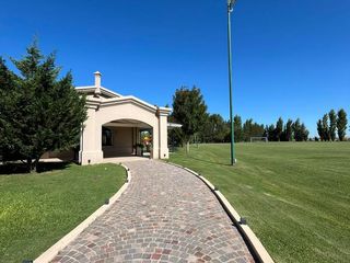 Foto 19 de Lote 900 m2 en Lagos de San Eliseo - A mts del House!