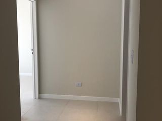 Foto 16 de Exquisito 3 Amb en Suite de Categoría PISO ALTO VISTA ABIERTA.  A estrenar. Incluye Cochera!