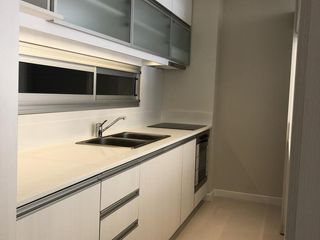 Foto 5 de Exquisito 3 Amb en Suite de Categoría PISO ALTO VISTA ABIERTA.  A estrenar. Incluye Cochera!