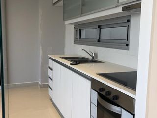 Foto 21 de Exquisito 3 Amb en Suite de Categoría PISO ALTO VISTA ABIERTA.  A estrenar. Incluye Cochera!