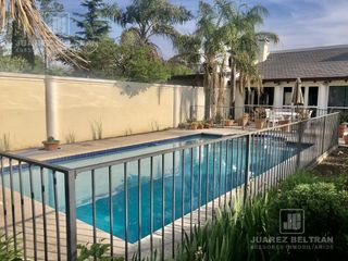 Foto 32 de Excelente Casa en Venta en Villa Belgrano -  5 dormitorios - 550 m2