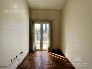 Foto 26 de Excelente Casa en Venta en Villa Belgrano -  5 dormitorios - 550 m2