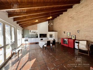 Foto 38 de Excelente Casa en Venta en Villa Belgrano -  5 dormitorios - 550 m2