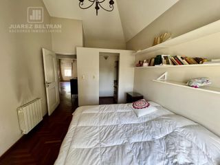 Foto 22 de Excelente Casa en Venta en Villa Belgrano -  5 dormitorios - 550 m2
