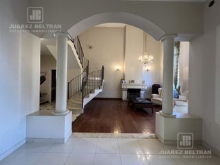 Foto 15 de Excelente Casa en Venta en Villa Belgrano -  5 dormitorios - 550 m2