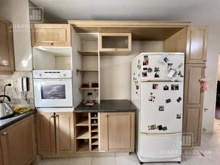 Foto 6 de Excelente Casa en Venta en Villa Belgrano -  5 dormitorios - 550 m2