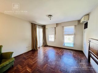Foto 16 de Excelente Casa en Venta en Villa Belgrano -  5 dormitorios - 550 m2