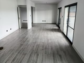 Foto 7 de Casa en El Naudir a estrenar a la laguna 3 dormitorios (1 suite con vestidor) más playroom