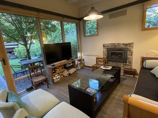 Foto 8 de Espléndida Casa moderna en pleno centro 260 m2 - San Martin De Los Andes