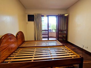 Foto 7 de Importante casa de 5 dormitorios en VENTA en lote de 832 m2, zona Parque Guillermina, SMT