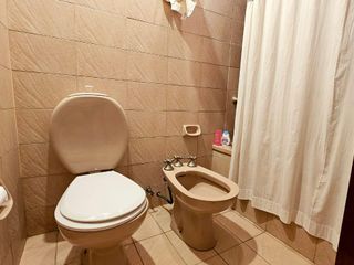 Foto 27 de Importante casa de 5 dormitorios en VENTA en lote de 832 m2, zona Parque Guillermina, SMT