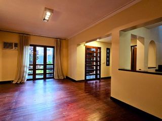 Foto 12 de Importante casa de 5 dormitorios en VENTA en lote de 832 m2, zona Parque Guillermina, SMT