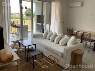 Foto 1 de Impecable Town House en alquiler en Pilará, totalmente equipada y amueblada