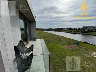 Foto 4 de Casa en venta al Rio 4 ambientes en Naudir