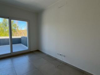 Foto 22 de Casa en venta con renta, 4 ambientes, 3 dormitorios, Barrio Acacias/Puertos