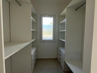 Foto 24 de Casa en venta con renta, 4 ambientes, 3 dormitorios, Barrio Acacias/Puertos