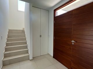 Foto 7 de Casa en venta con renta, 4 ambientes, 3 dormitorios, Barrio Acacias/Puertos