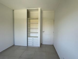 Foto 19 de Casa en venta con renta, 4 ambientes, 3 dormitorios, Barrio Acacias/Puertos