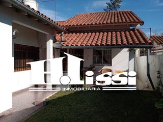 Foto 5 de CHALET DOS PLANTAS EN EXCELENTE ESTADO - Temperley Este