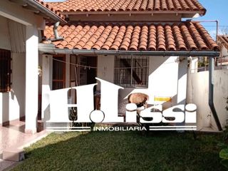Foto 6 de CHALET DOS PLANTAS EN EXCELENTE ESTADO - Temperley Este