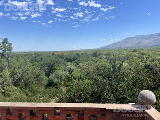 Foto 10 de Casa en venta - Vistas privilegiadas - Carpintería