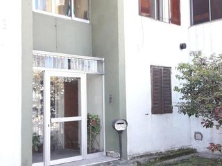 Foto 3 de Departamento de 3 ambientes  - Banfield Oeste