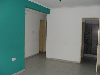 Foto 4 de 3 AMB  opcional cochera. Consulte! - Turdera Yrigoyen 11021 2°