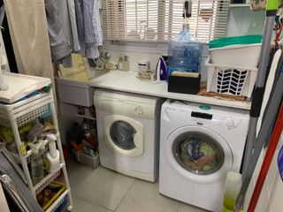 Foto 10 de Casa en Venta 5 amb. con Jardín, Piscina, Dep. Serv. Separada
