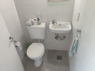 Foto 28 de Casa en Venta 5 amb. con Jardín, Piscina, Dep. Serv. Separada