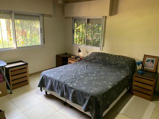 Foto 34 de Casa en Venta 5 amb. con Jardín, Piscina, Dep. Serv. Separada