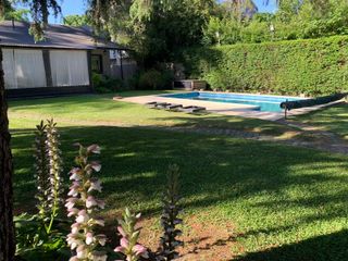 Foto 27 de Casa en Venta 5 amb. con Jardín, Piscina, Dep. Serv. Separada