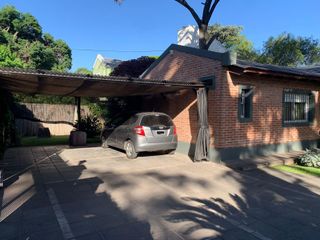 Foto 3 de Casa en Venta 5 amb. con Jardín, Piscina, Dep. Serv. Separada