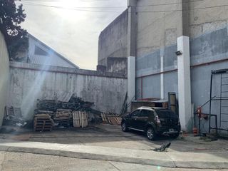 Foto 13 de Establecimiento Industrial de 1350 m2 cubiertos, con salida a dos calles