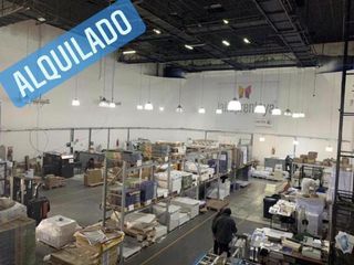 Foto 1 de Establecimiento Industrial de 1350 m2 cubiertos, con salida a dos calles