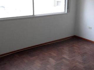 Foto 2 de Departamento - La Plata