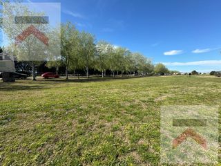 Foto 5 de Lote 1183m2 AL GOLF escriturado en Club de Campo Haras del Sur II La Plata Brandsen