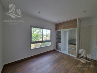 Foto 31 de Venta - Casa 4 Ambientes, Balcón, Jardín, Pileta - Boat Center, Tigre
